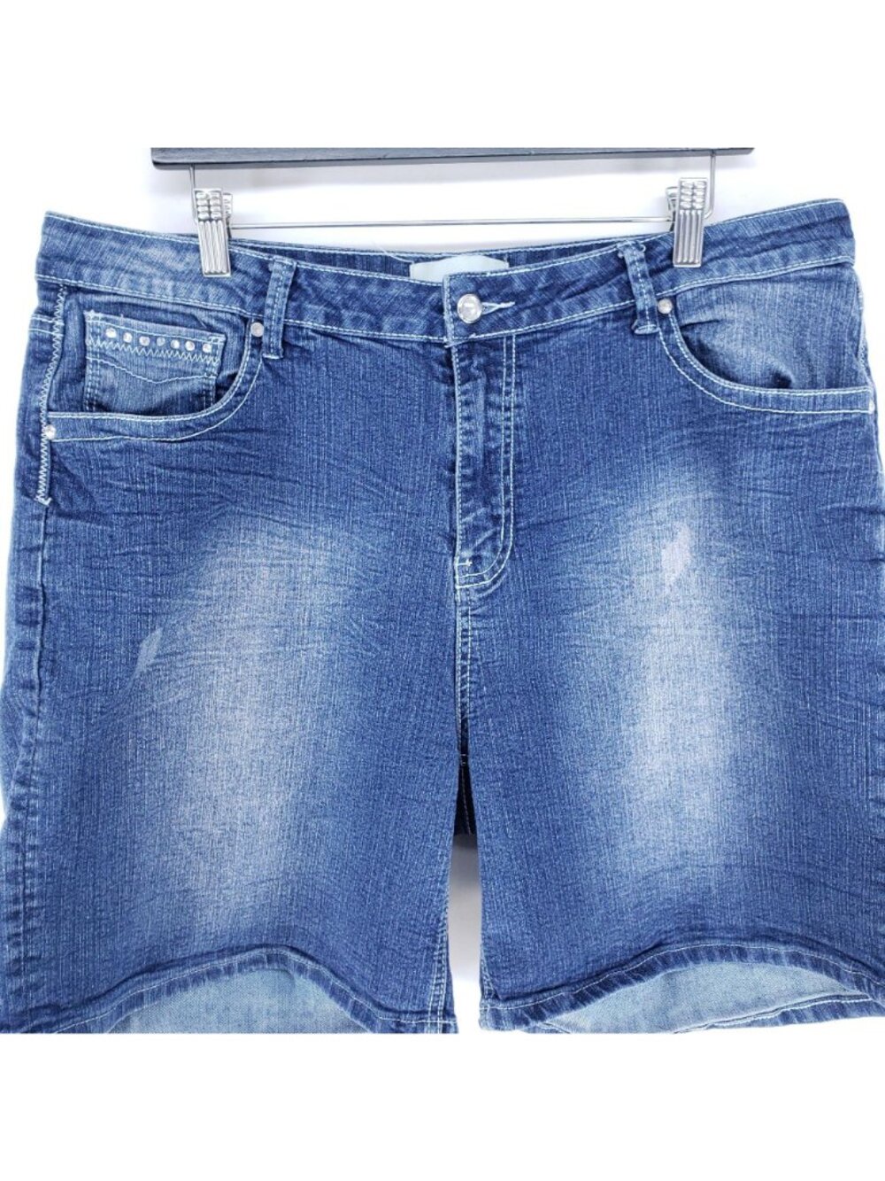 Cotton Farm Shorts Womens Size 18 Embellished - Picture 3 of 7